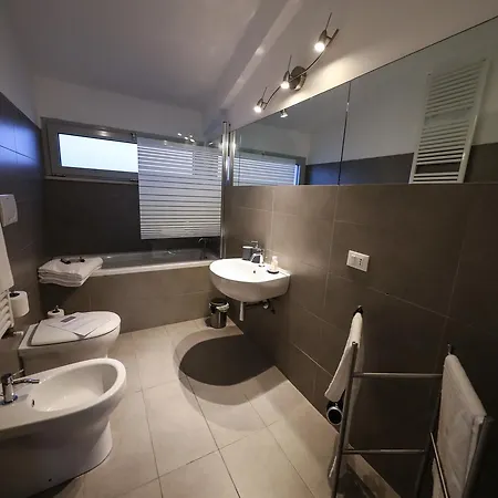 Nascosto Room&breakfast Guest house *